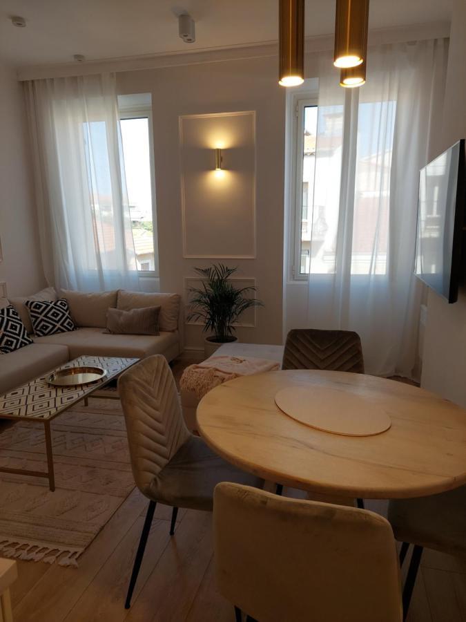 Saint Raphael'S Apartment, Classe 3 Etoiles Eksteriør billede