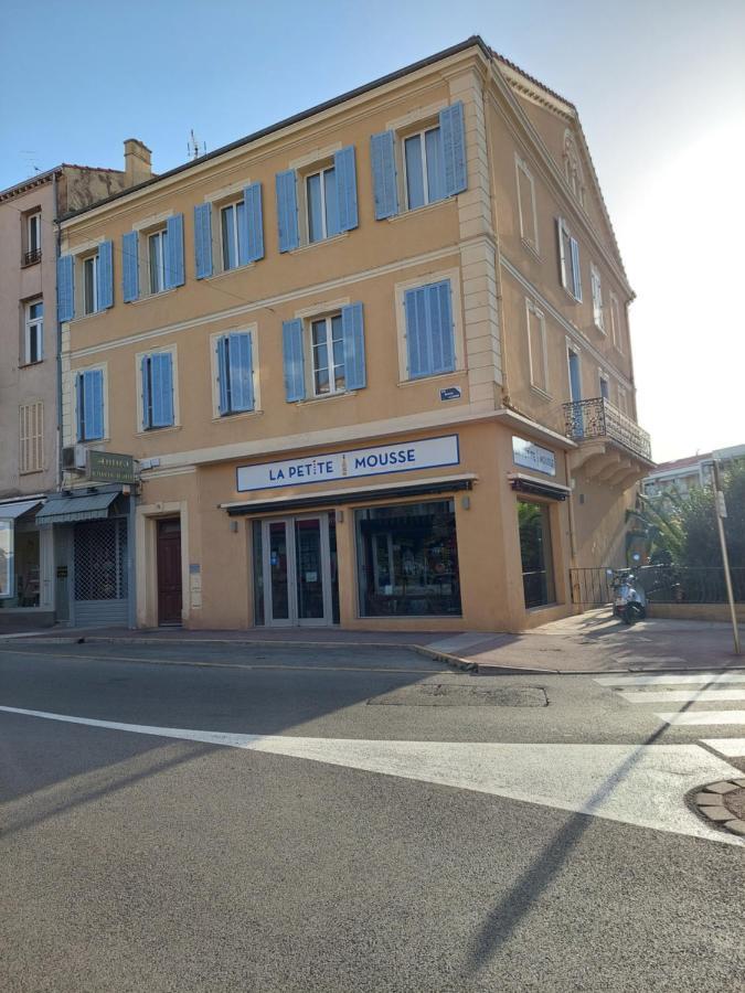 Saint Raphael'S Apartment, Classe 3 Etoiles Eksteriør billede